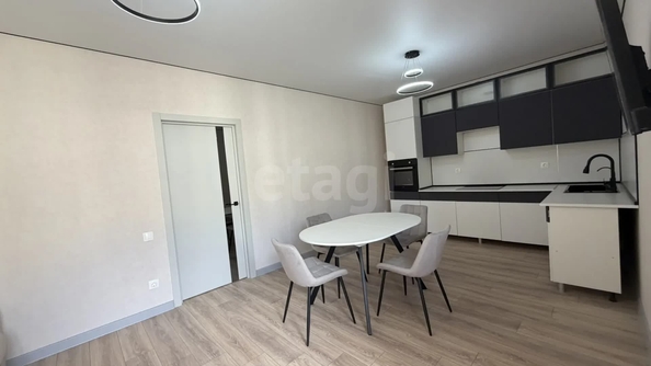 
  Продается 1-комн. квартира 60.6 м². Фото 2.