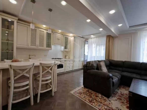 
  Продается 2-комн. квартира 68 м². Фото 1.