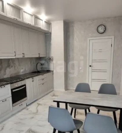 
  Сдается 2-комн. квартира 56.5 м². Фото 1.