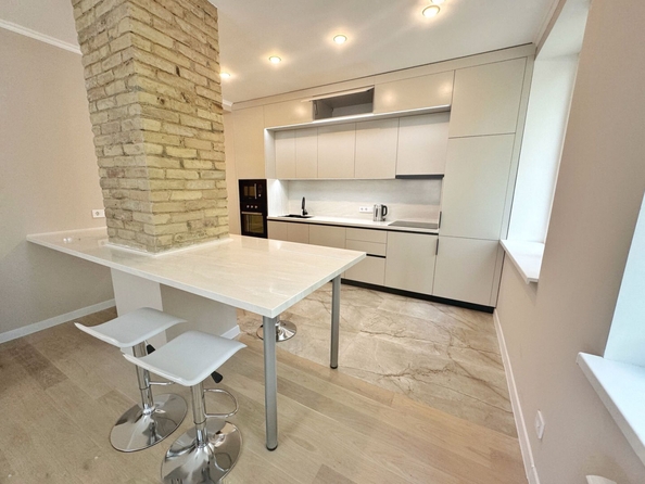 
  Сдается 2-комн. квартира 65 м². Фото 3.