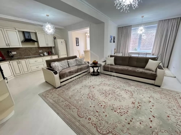 
  Сдается 2-комн. квартира 70 м². Фото 2.
