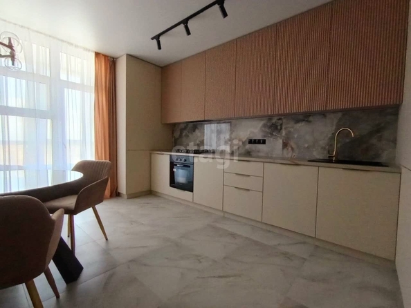 
   Продам 2-комнатную, 64 м², Павла Буравцева ул, 42

. Фото 2.