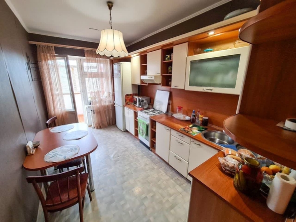 
   Продам 2-комнатную, 74.3 м², Серова ул, 470/3

. Фото 3.