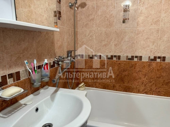 
  Продается 2-комн. квартира, 57 м², Кирова ул
. Фото 9.