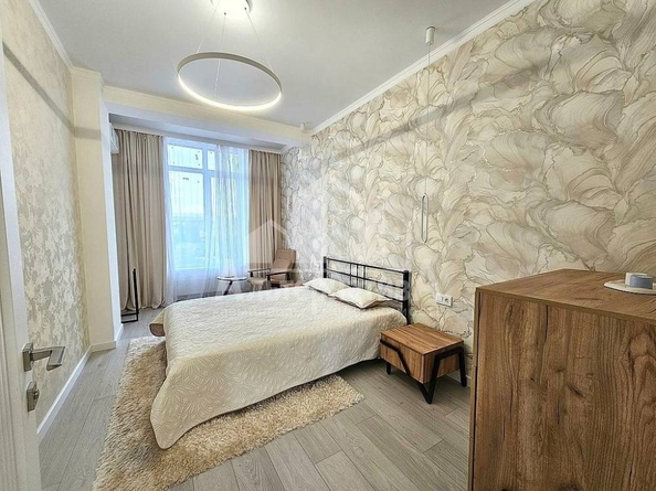 
  Продается 3-комн. квартира, 86 м², Замковая ул
. Фото 3.