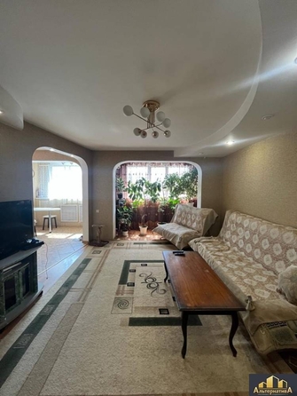 
  Продается 3-комн. квартира, 100 м², Азербайджанская ул
. Фото 3.