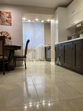 
  Продается 3-комн. квартира, 90 м², Орджоникидзе ул
. Фото 6.