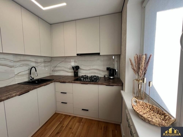 
  Продается 3-комн. квартира, 75 м², 40 лет Октября ул
. Фото 9.