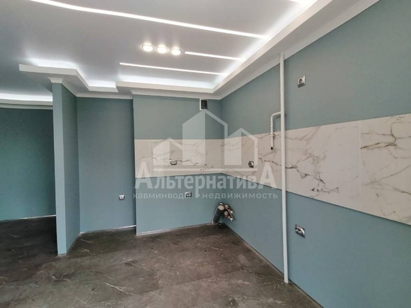 
   Продам 2-комнатную, 50 м², Островского ул

. Фото 2.