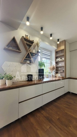 
  Продается 3-комн. квартира, 93.08 м², Декабристов ул
. Фото 1.