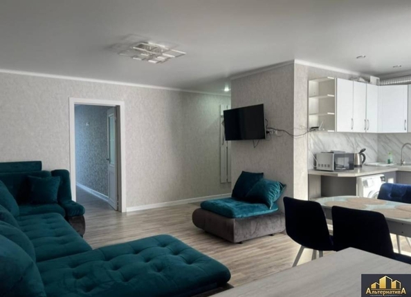 
  Продается 2-комн. квартира, 60 м², Героев Медиков ул
. Фото 8.