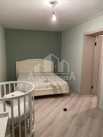 
   Продам 2-комнатную, 63 м², Романенко ул

. Фото 2.