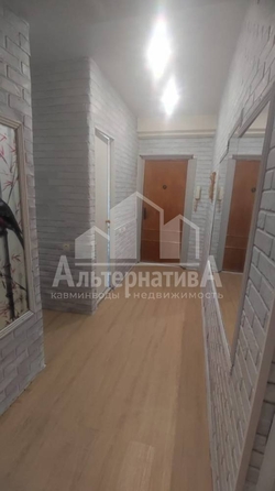 
   Продам 2-комнатную, 50.5 м², Андрея Губина ул

. Фото 1.