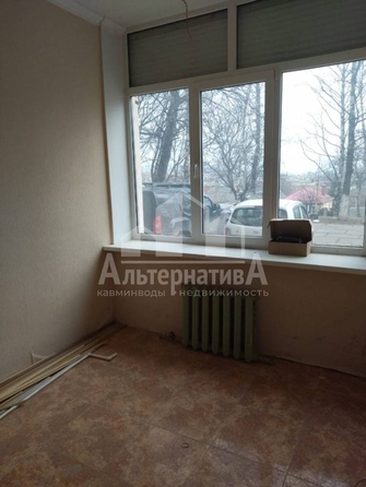 
  Продается универсальное помещение, 72.8 м², Азербайджанская ул
. Фото 16.