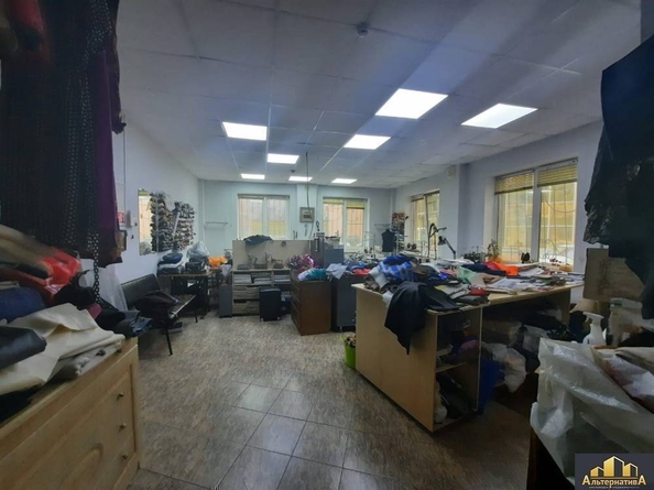 
   Продам помещение, 67.8 м², Красивая ул

. Фото 5.