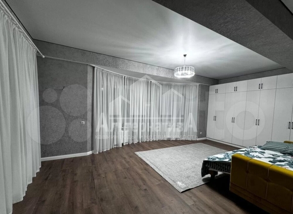 
  Продается 3-комн. квартира, 115 м², 8 Марта ул
. Фото 8.