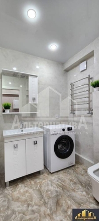 
  Продается 3-комн. квартира, 56.5 м², 40 лет Октября ул
. Фото 8.