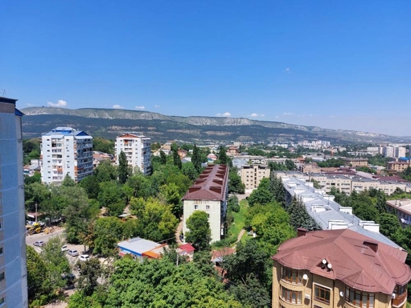 
  Продается 3-комн. квартира, 67.6 м², Островского ул
. Фото 9.