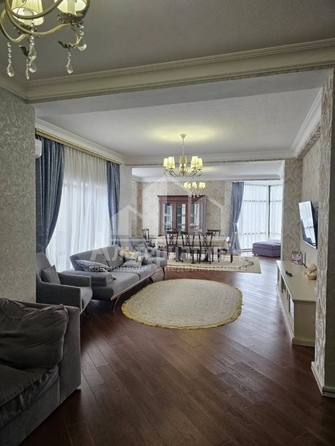 
  Продается 4-комн. квартира, 200 м², Шаумяна ул
. Фото 8.