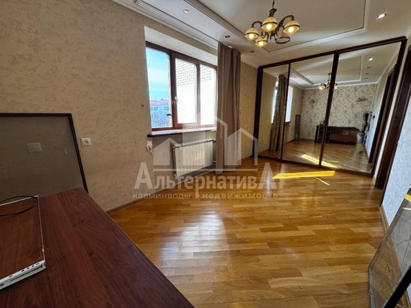 
   Продам 2-комнатную, 44.3 м², Умара Алиева ул

. Фото 21.