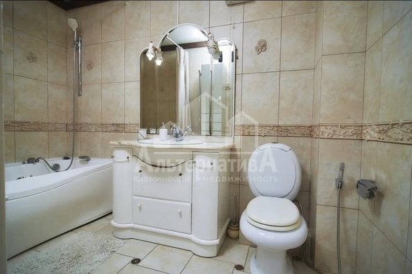 
  Продается 4-комн. квартира, 138 м², Набережная ул
. Фото 30.