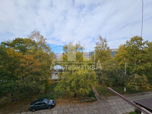 
   Продам 1-комнатную, 30.9 м², Азербайджанская ул

. Фото 8.