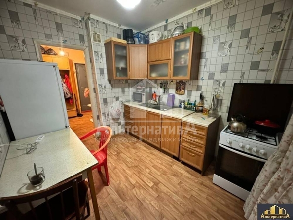 
   Продам 2-комнатную, 48.6 м², Красивая ул

. Фото 2.