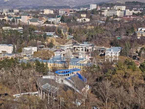 
  Продается 4-комн. квартира, 220.4 м², Шаумяна ул
. Фото 2.