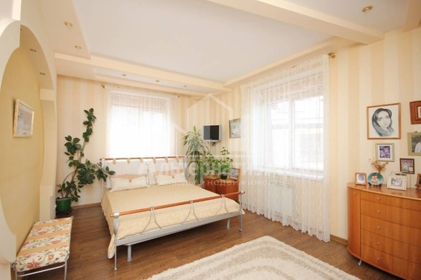 
  Продается 4-комн. квартира, 161 м², Декабристов ул
. Фото 6.
