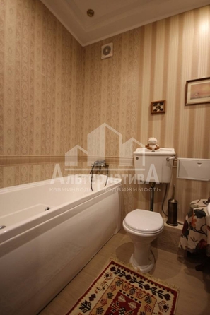 
  Продается 4-комн. квартира, 161 м², Декабристов ул
. Фото 19.