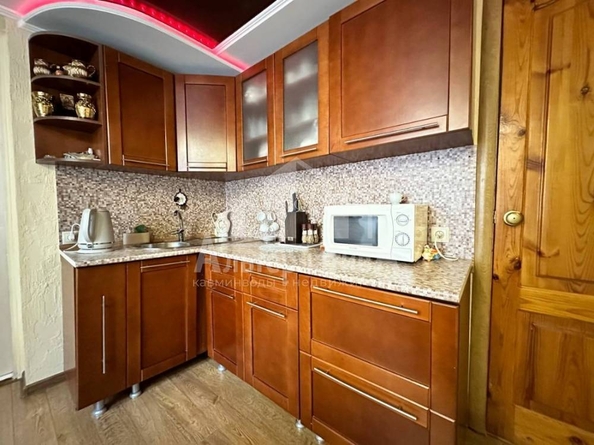 
  Продается 4-комн. квартира, 75 м², Резервуарная ул
. Фото 7.
