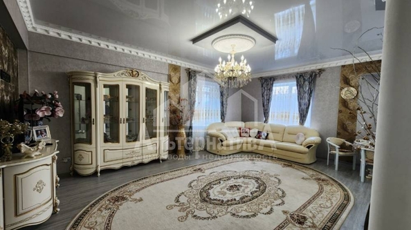 
   Продам 2-комнатную, 55 м², Азербайджанская ул

. Фото 7.