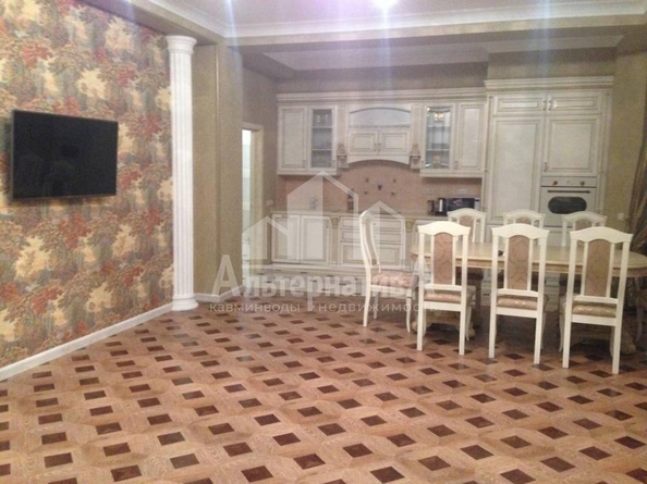 
  Продается 3-комн. квартира, 114 м², Шаумяна ул
. Фото 8.