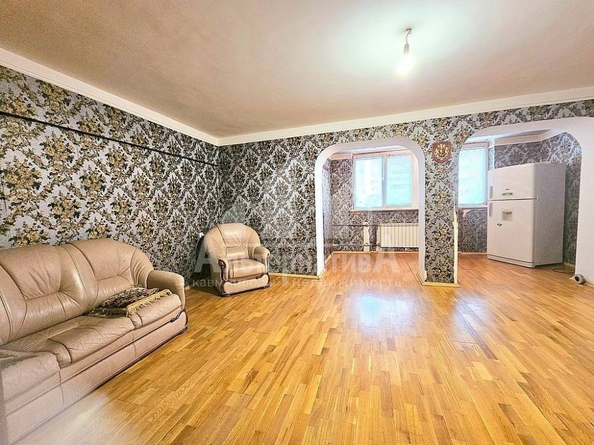 
   Продам 6-комнатную, 230 м², Набережная ул

. Фото 4.