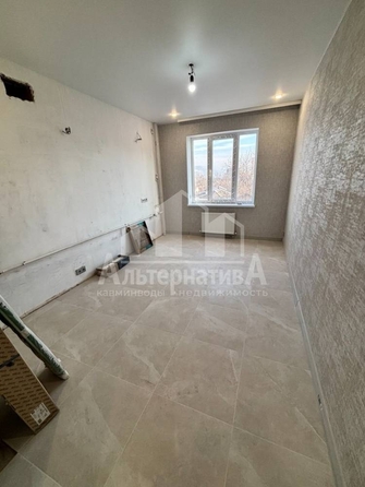 
   Продам 1-комнатную, 43.9 м², Замковая ул

. Фото 3.