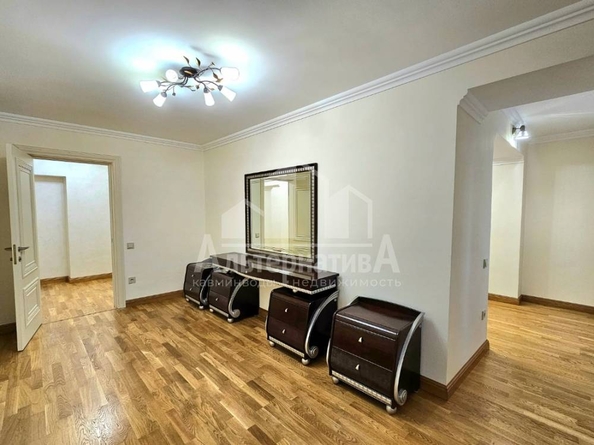 
  Продается 4-комн. квартира, 157 м², Широкая ул
. Фото 17.