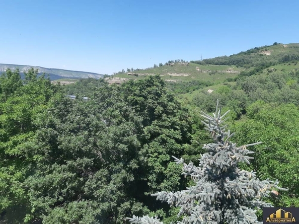 
  Продается 4-комн. квартира, 84 м², Целинная ул
. Фото 8.