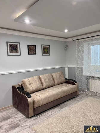 
  Продается 2-комн. квартира, 52 м², Жуковского ул
. Фото 3.