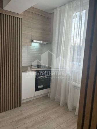 
   Продам 1-комнатную, 40 м², Марцинкевича ул

. Фото 14.