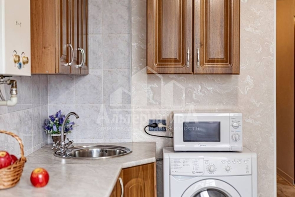 
  Продается 1-комн. квартира, 30 м², Островского ул
. Фото 8.