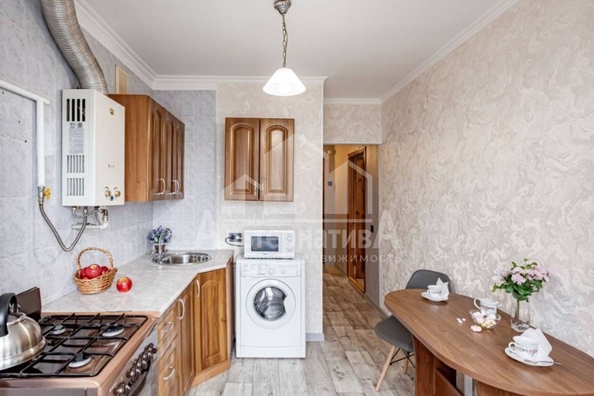 
  Продается 1-комн. квартира, 30 м², Островского ул
. Фото 9.
