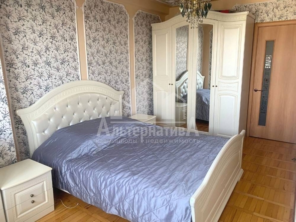 
   Продам 3-комнатную, 71.4 м², Жмакина ул

. Фото 3.