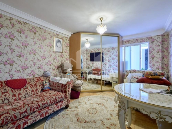 
   Продам 1-комнатную, 38 м², Жмакина ул

. Фото 2.