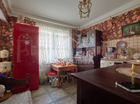 
   Продам 1-комнатную, 38 м², Жмакина ул

. Фото 4.