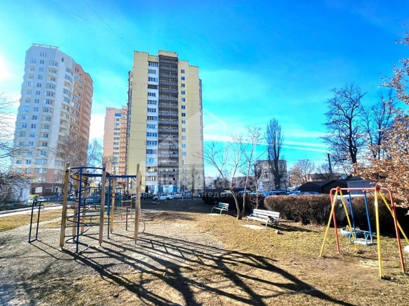 
  Продается 3-комн. квартира, 76 м², Победы пр-кт
. Фото 1.