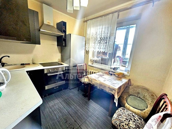 
  Продается 2-комн. квартира, 49.6 м², Победы пр-кт
. Фото 2.
