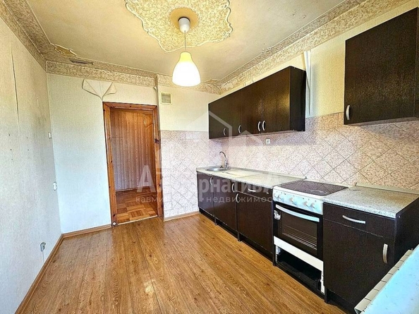 
   Продам 3-комнатную, 75 м², М.Расковой ул

. Фото 3.