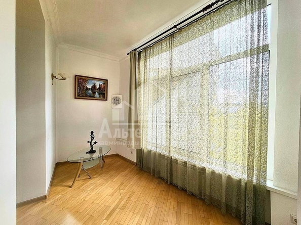 
   Продам 2-комнатную, 64 м², К.Цеткин ул

. Фото 9.