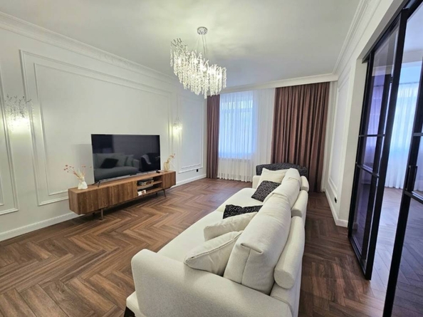 
  Продается 2-комн. квартира, 103 м², ЖК Звезда
. Фото 2.