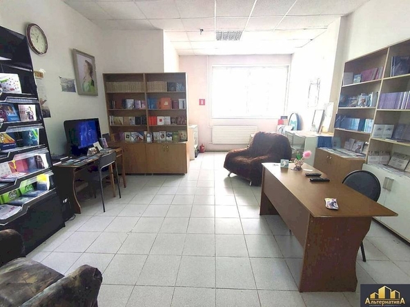 
  Продается универсальное помещение 30.4 м². Фото 2.